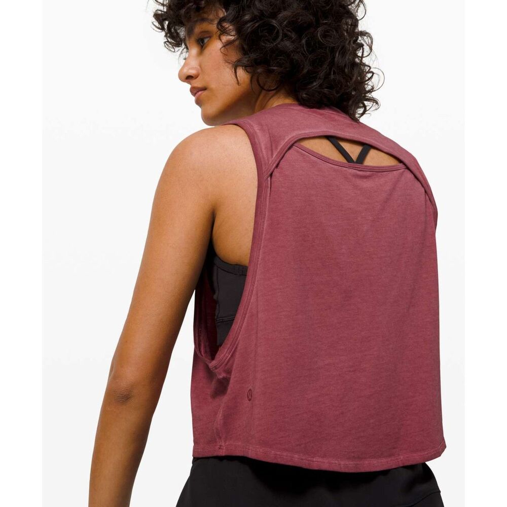 Lululemon, Cut Back Cropped Tank Washed Chianti Red, S